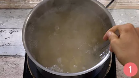 penne-al-pesto-di-zucchine-e-pancetta 1